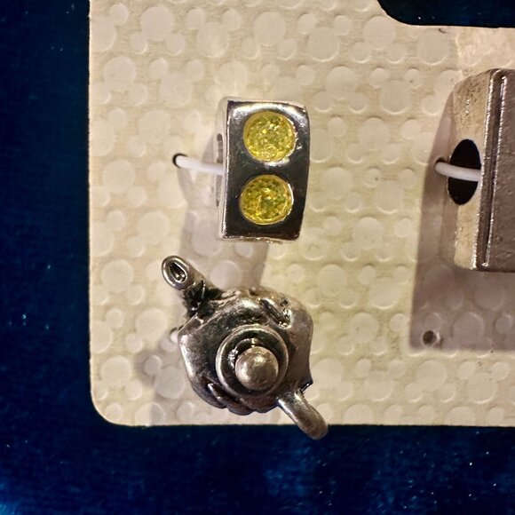 nwt Disney Parks Beauty and the Beast Charm Set - Picture 3 of 5